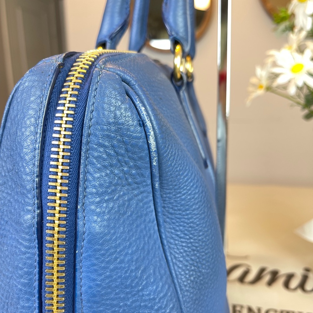 Prada blue leather Saffiano Lux Satchel Handbag - Picture 8 of 16